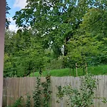 Spacious Apartment With Great Location/Urban Rent