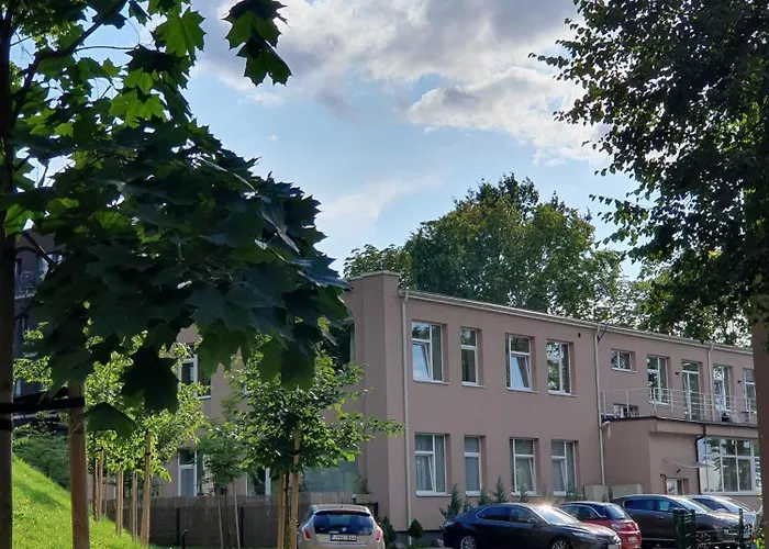 Spacious Apartment With Great Location/Urban Rent